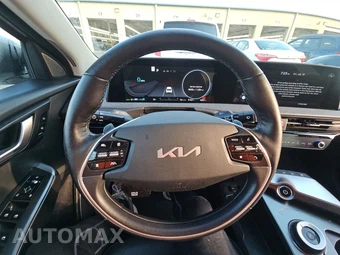 2023 Kia EV6 Wind - miniatura 10