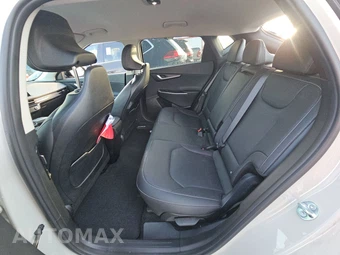 2023 Kia EV6 Wind - miniatura 13