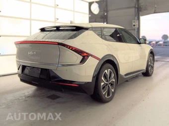 2023 Kia EV6 Wind - miniatura 4