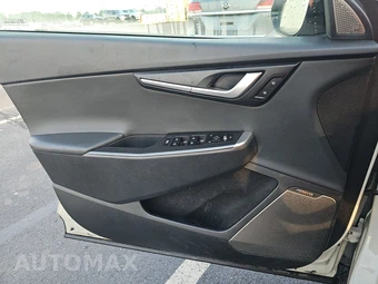 2023 Kia EV6 Wind - miniatura 9