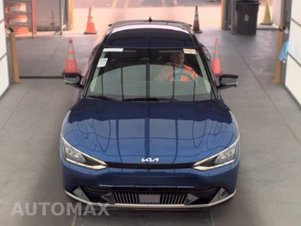 2023 Kia EV6 Wind – miniatura 2