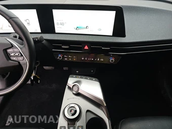 2023 Kia EV6 Wind – miniatura 11