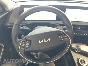 2023 Kia EV6 Wind - miniatura 10
