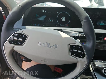 2023 Kia EV6 Wind - miniatura 10