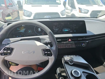 2023 Kia EV6 Wind - miniatura 11
