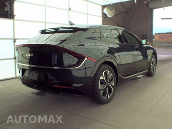 2023 Kia EV6 Wind - miniatura 4