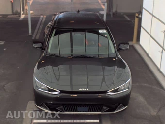 2023 Kia EV6 Wind - miniatura 2