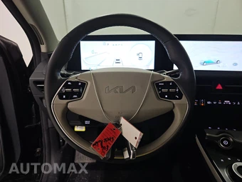 2023 Kia EV6 Wind - miniatura 10