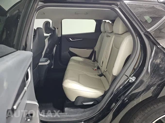 2023 Kia EV6 Wind - miniatura 13