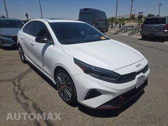 2023 Kia Forte GT - miniatura 3