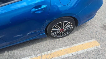 2023 Kia Forte GT - miniatura 26