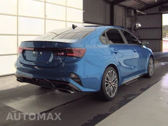 2023 Kia Forte GT - miniatura 4