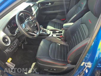 2023 Kia Forte GT - miniatura 7