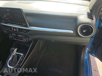2023 Kia Forte GT – miniatura 16