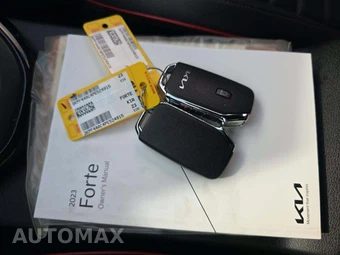 2023 Kia Forte GT – miniatura 5