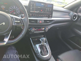 2023 Kia Forte GT – miniatura 7