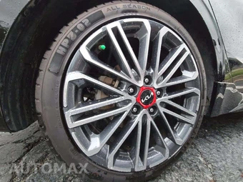2023 Kia Forte GT - miniatura 23
