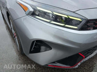 2023 Kia Forte GT - miniatura 18