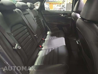 2023 Kia Forte GT - miniatura 16