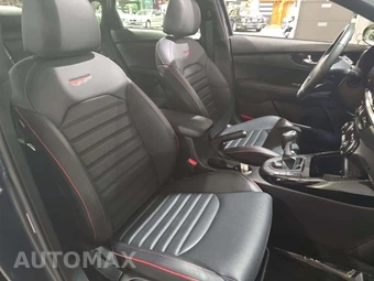 2023 Kia Forte GT - miniatura 18