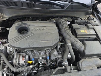 2023 Kia Forte GT - miniatura 15
