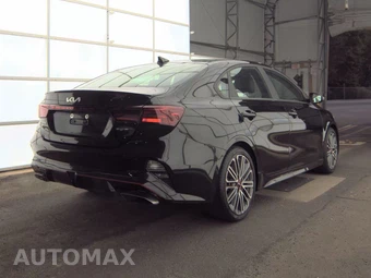 2023 Kia Forte GT - miniatura 4