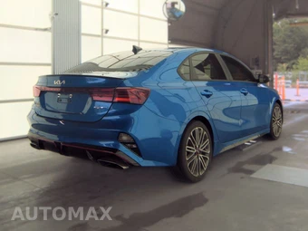 2023 Kia Forte GT – miniatura 4