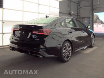 2023 Kia Forte GT – miniatura 4
