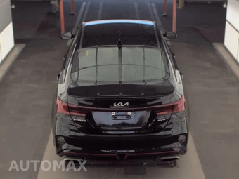 2023 Kia Forte GT – miniatura 5