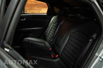 2023 Kia Forte GT - miniatura 10