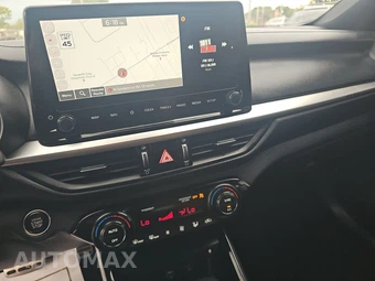 2023 Kia Forte GT - miniatura 11