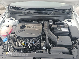 2023 Kia Forte GT - miniatura 15