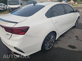 2023 Kia Forte GT - miniatura 4