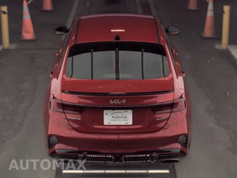 2023 Kia Forte GT - miniatura 5