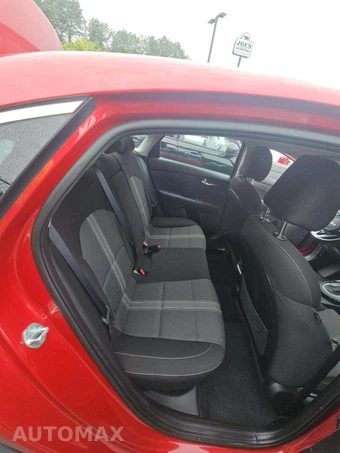 2023 Kia Forte GT-Line – miniatura 15