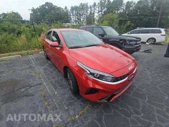 2023 Kia Forte GT-Line – miniatura 4