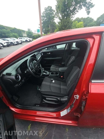 2023 Kia Forte GT-Line – miniatura 6