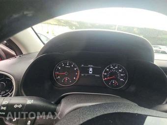2023 Kia Forte GT-Line – miniatura 9