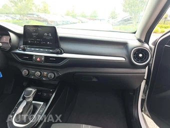 2023 Kia Forte GT-Line - miniatura 19