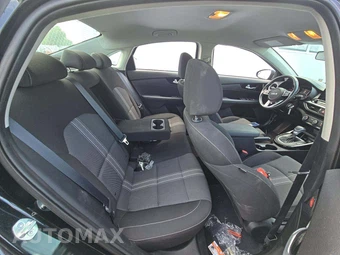 2023 Kia Forte GT-Line - miniatura 16
