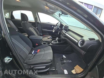2023 Kia Forte GT-Line - miniatura 18