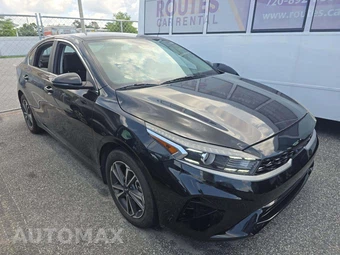 2023 Kia Forte GT-Line - miniatura 4