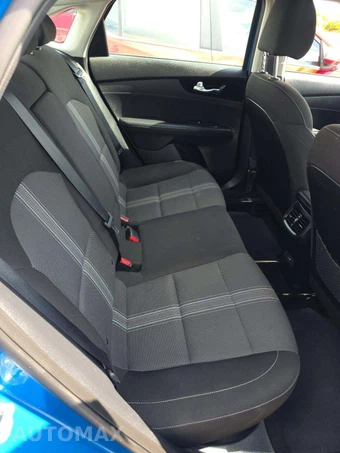 2023 Kia Forte GT-Line - miniatura 16