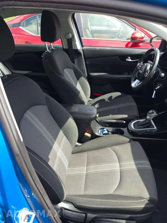 2023 Kia Forte GT-Line - miniatura 18