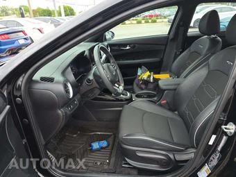 2023 Kia Forte GT-Line - miniatura 3