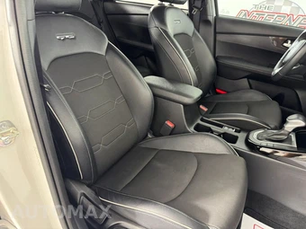 2023 Kia Forte GT-Line - miniatura 34