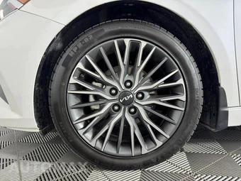 2023 Kia Forte GT-Line - miniatura 42