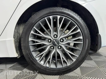 2023 Kia Forte GT-Line - miniatura 43