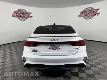 2023 Kia Forte GT-Line - miniatura 6
