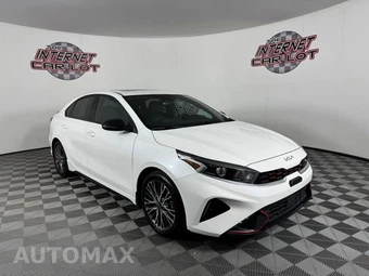 2023 Kia Forte GT-Line - miniatura 9